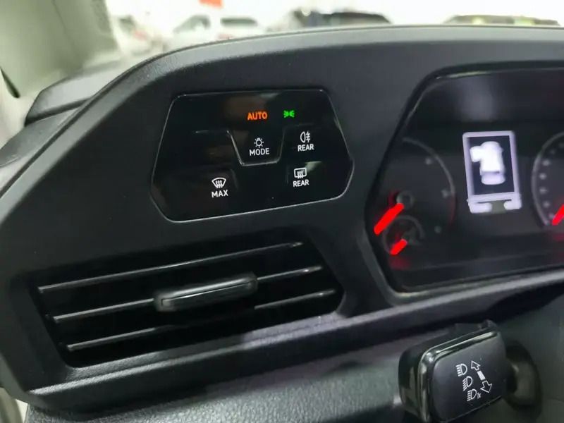 Usado VW Caddy 102 CV (75 kW) 2023 Monovolumen