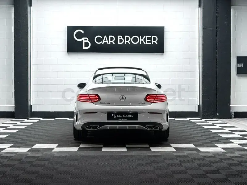 Usado Mercedes C43 AMG 367 CV (269 kW) 2017 Blanco Coupe