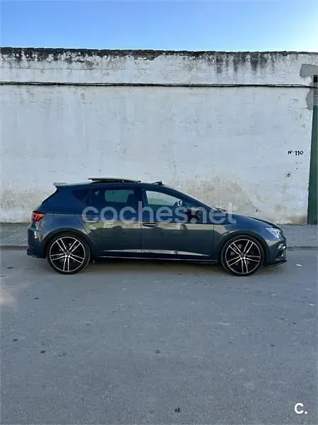 Usado Seat Leon CUPRA 290 CV (213 kW) 2019 Gris / plata Berlina