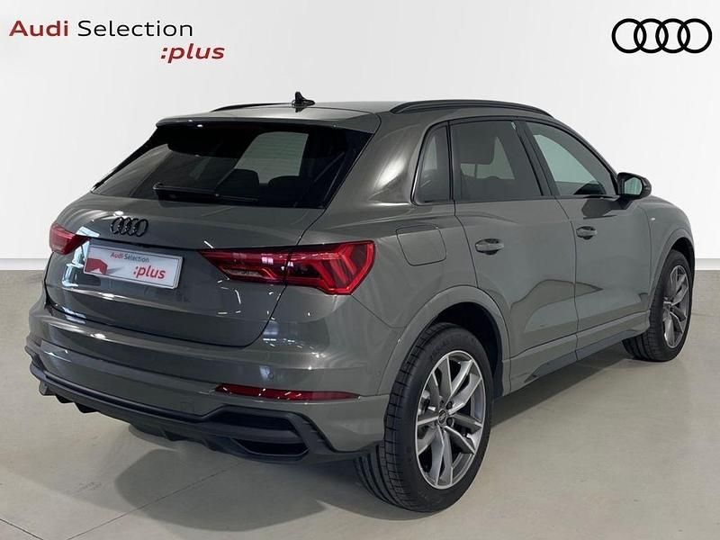 Usado Audi Q3 Ambiente 150 HP (110 kW) 2024 Cinzento SUV