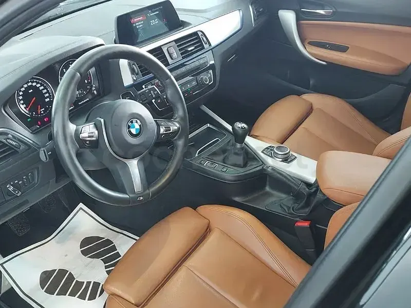 Usado BMW 116 Comfort Edition 116 CV (85 kW) 2018 Negro Utilitario