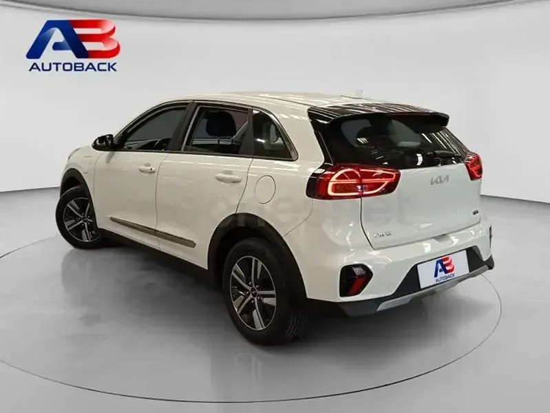 Usado Kia Niro Plus 141 CV (103 kW) 2022 Blanco SUV