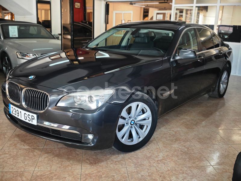Usado BMW 730 Comfort Edition 245 CV (180 kW) 2008 Gris / plata Berlina