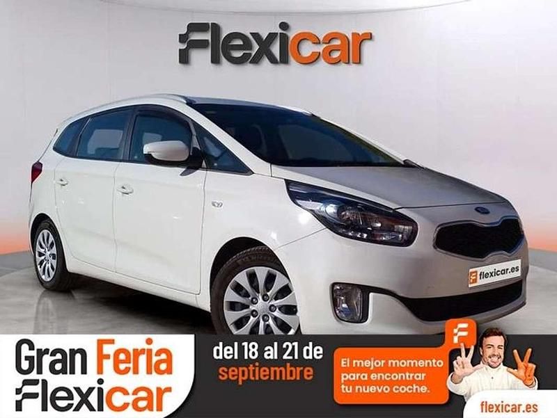 Blanco Usado 2015 Kia Carens Monovolumen | 11.340 € (Buen precio) - Imagen 1/4
