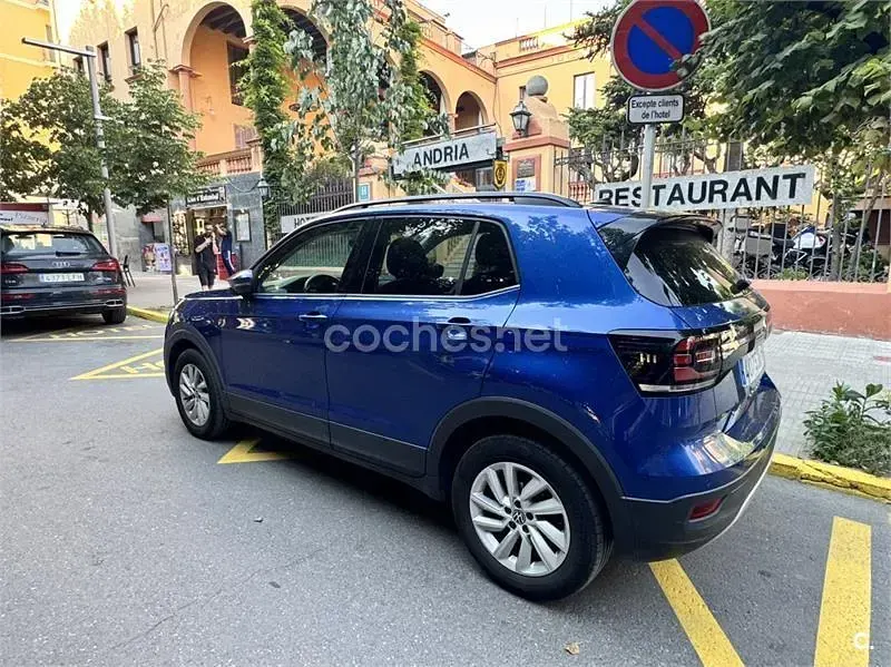 Usado VW T-Cross Advance 110 CV (80 kW) 2023 Azul SUV