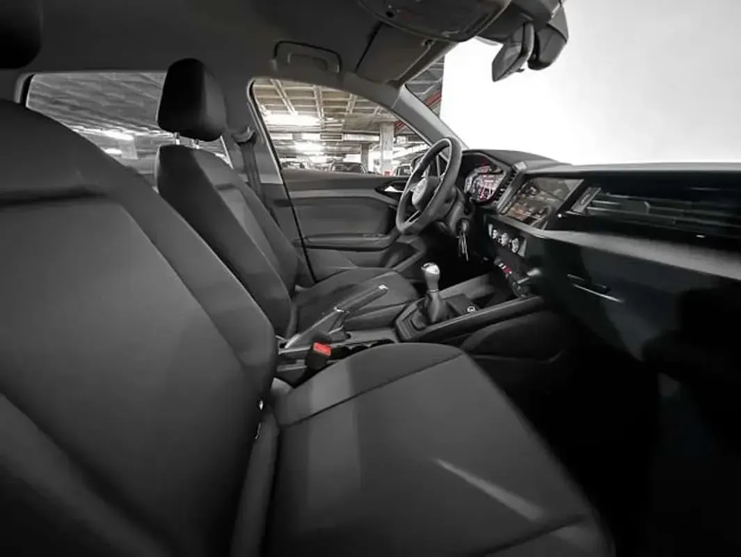 Usado Audi A1 Sportback 95 CV (69 kW) 2023 Azul Utilitario