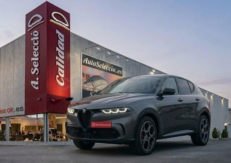 Usado Alfa Romeo Tonale Veloce 280 CV (205 kW) 2023 Gris / plata SUV
