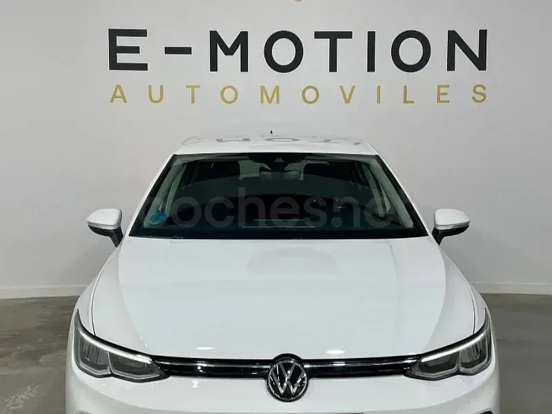 Brugt VW Golf VIII Life 110 HK (80 kW) 2022 Hvid Sedan