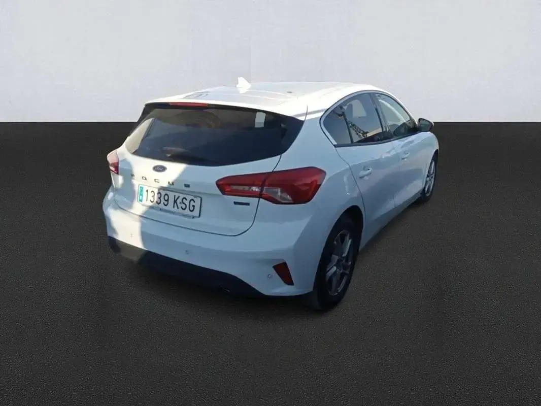 Usado Ford Focus Trend+ 120 CV (88 kW) 2018 Blanco Utilitario