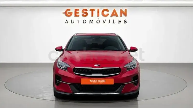 Usado Kia XCeed 120 CV (88 kW) 2021 Rojo SUV