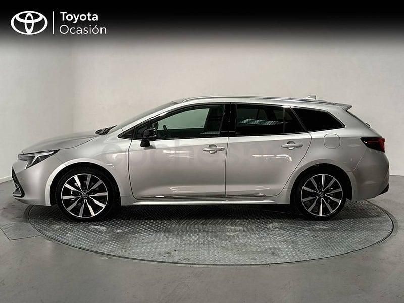 Usado Toyota Corolla Sport 196 CV (144 kW) 2025 Gris / plata Familiar