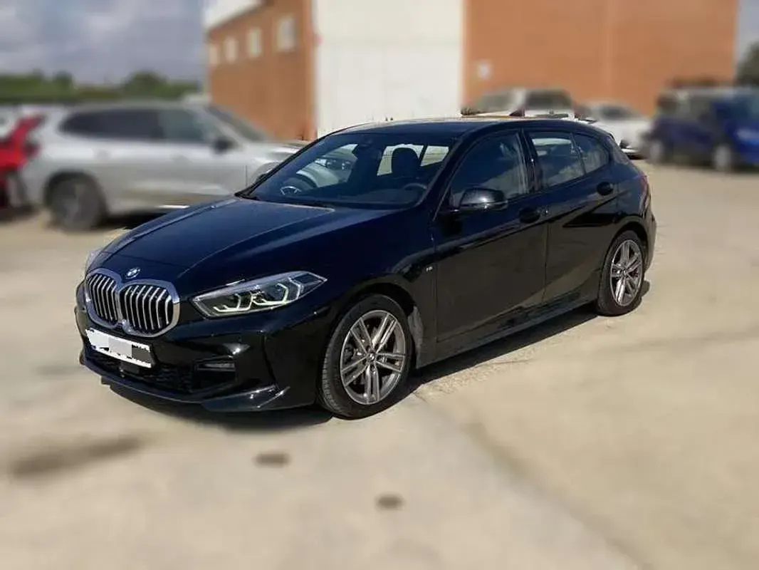 Usado BMW 118 Performance 150 CV (110 kW) 2022 Negro Berlina