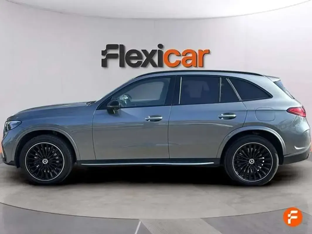 Usado Mercedes GLC350 320 CV (235 kW) 2023 Gris SUV