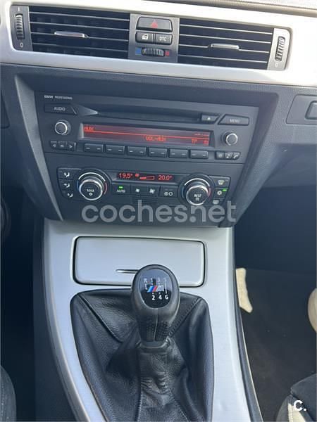 Usado BMW 325 218 CV (160 kW) 2007 Blanco Coupe