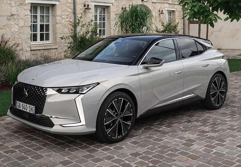Usado DS Automobiles DS4 Bastille Plus 224 CV (164 kW) 2022 Beige Utilitario