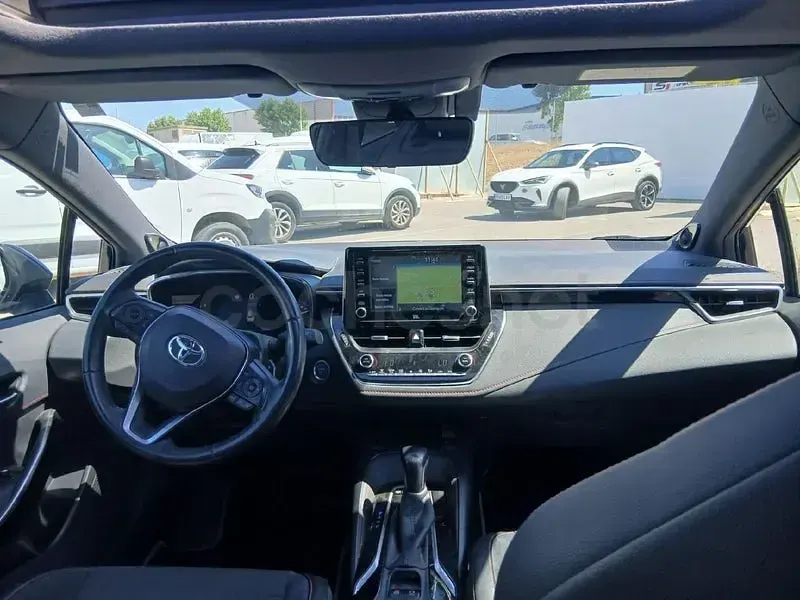 Usado Toyota Corolla Advance 180 CV (132 kW) 2021 Azul Familiar