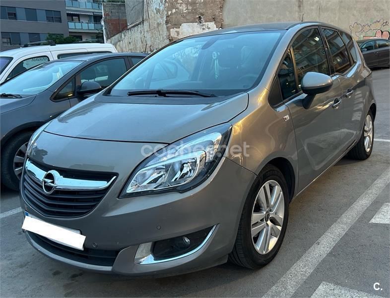 Gris / plata Usado 2014 Opel Meriva Selective Monovolumen | 7000 € (Precio justo) - Imagen 1/4