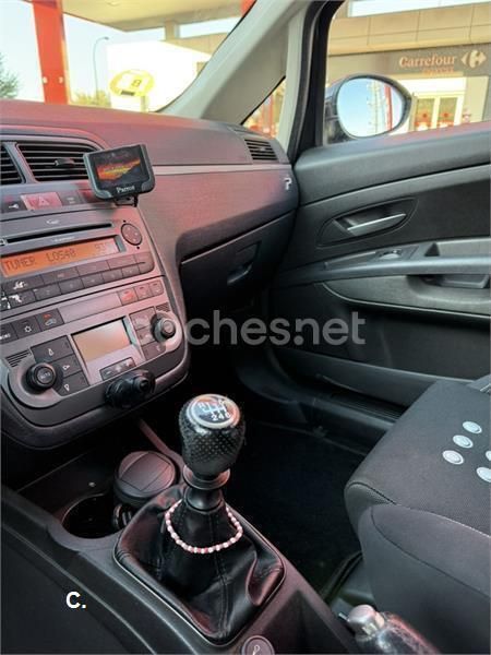Negro Usado 2007 Fiat Grande Punto Sport Utilitario | 2900 € (Precio justo) - Imagen 1/4