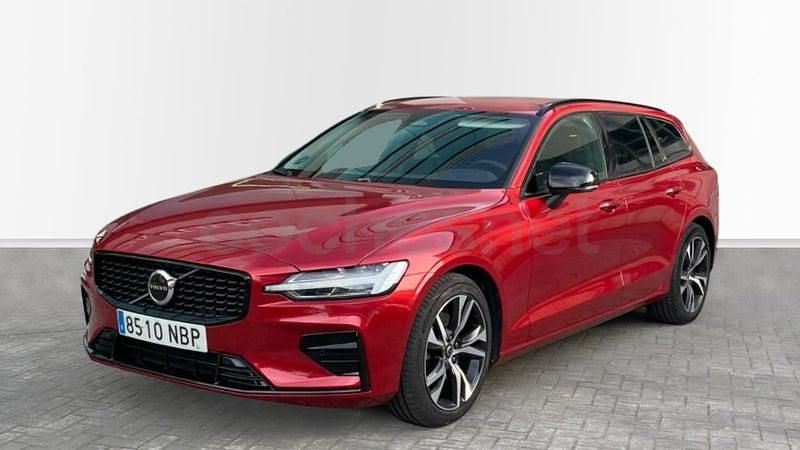 Usado Volvo V60 Plus 197 CV (144 kW) 2025 Rojo Familiar