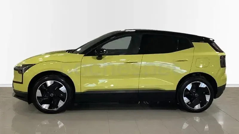 Usado Volvo EX30 Plus 200 kW (272 CV) 2024 Eléctrico SUV