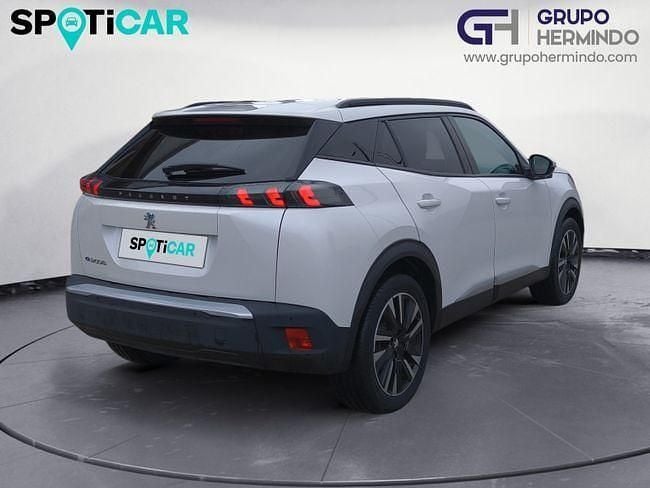 Usado Peugeot e-2008 Allure 100 kW (136 CV) 2021 Blanco SUV
