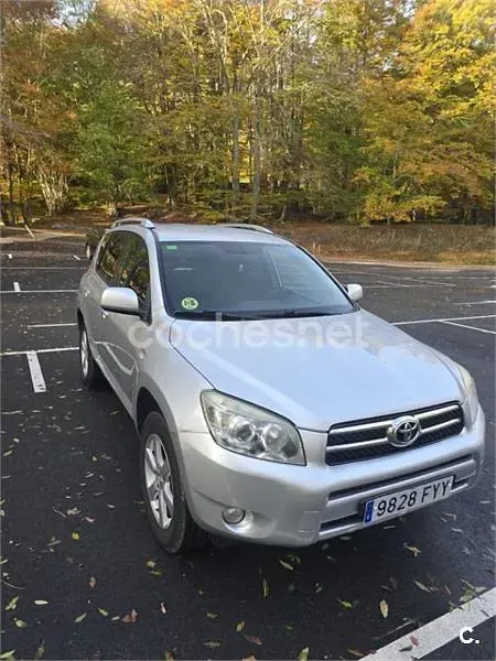 Usado Toyota RAV4 Sol 136 CV (100 kW) 2008 Gris / plata SUV