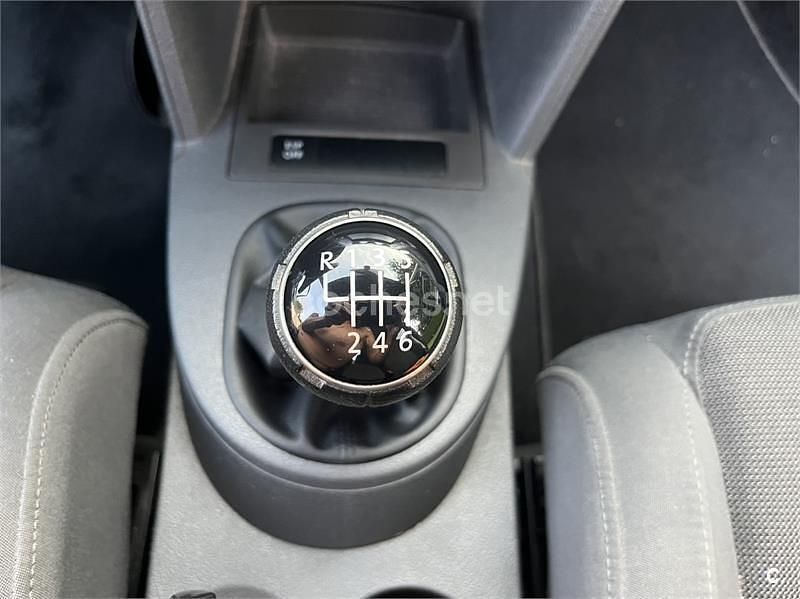 Usado VW Touran Highline 140 CV (102 kW) 2009 Negro Monovolumen