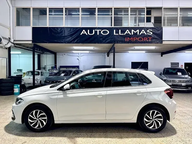 Usado VW Polo Life 95 CV (69 kW) 2023 Blanco Utilitario