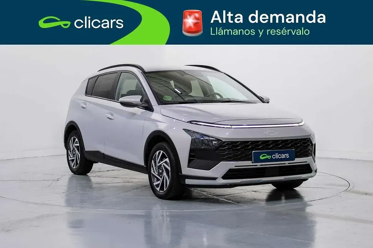 Usado Hyundai Bayon 80 CV (58 kW) 2024 Blanco SUV