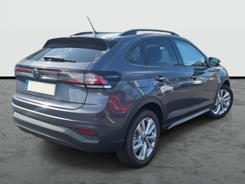 Usado VW Taigo 115 CV (84 kW) 2025 Gris intenso metalizado SUV