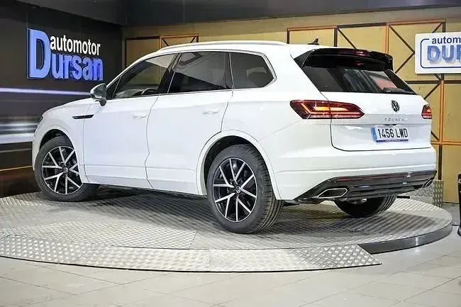 Usado VW Touareg 286 CV (210 kW) 2022 Blanco SUV