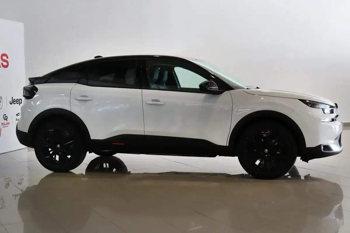 Nuevo Citroën C4 145 CV (106 kW) 2025 Blanco okenite SUV