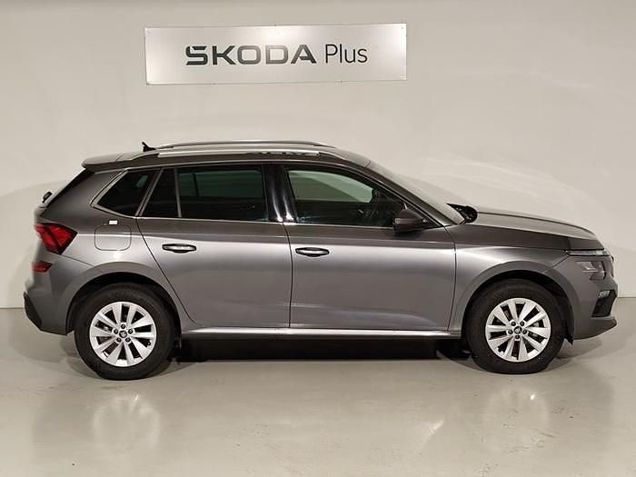 Usado Skoda Kamiq Selection 115 CV (84 kW) 2025 Gris SUV