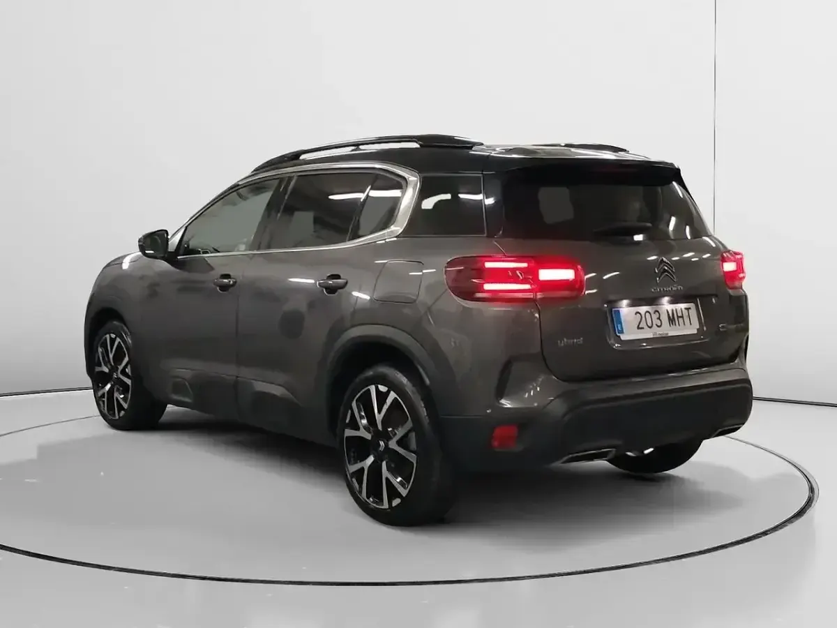 Usado Citroën C5 Aircross Shine 225 CV (165 kW) 2023 Gris SUV