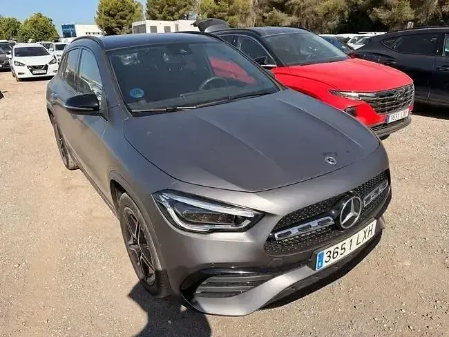 Usado Mercedes GLA250 218 CV (160 kW) 2022 Gris SUV