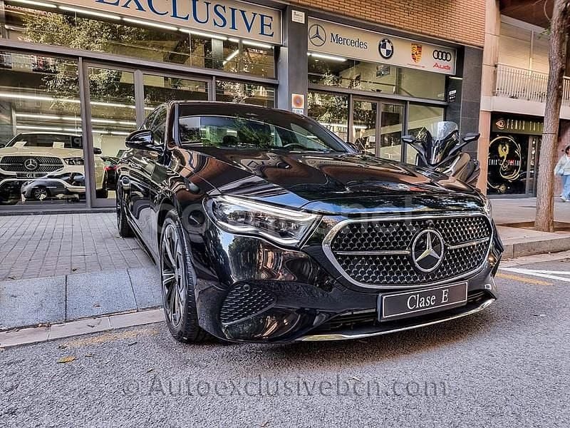 Negro Usado 2024 Mercedes E300 Berlina | 58.500 € (Super precio) - Imagen 1/4