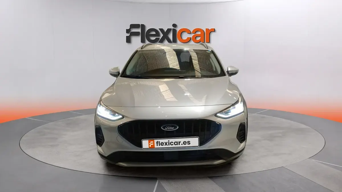 Usado Ford Focus Active 155 CV (114 kW) 2024 Blanco Berlina