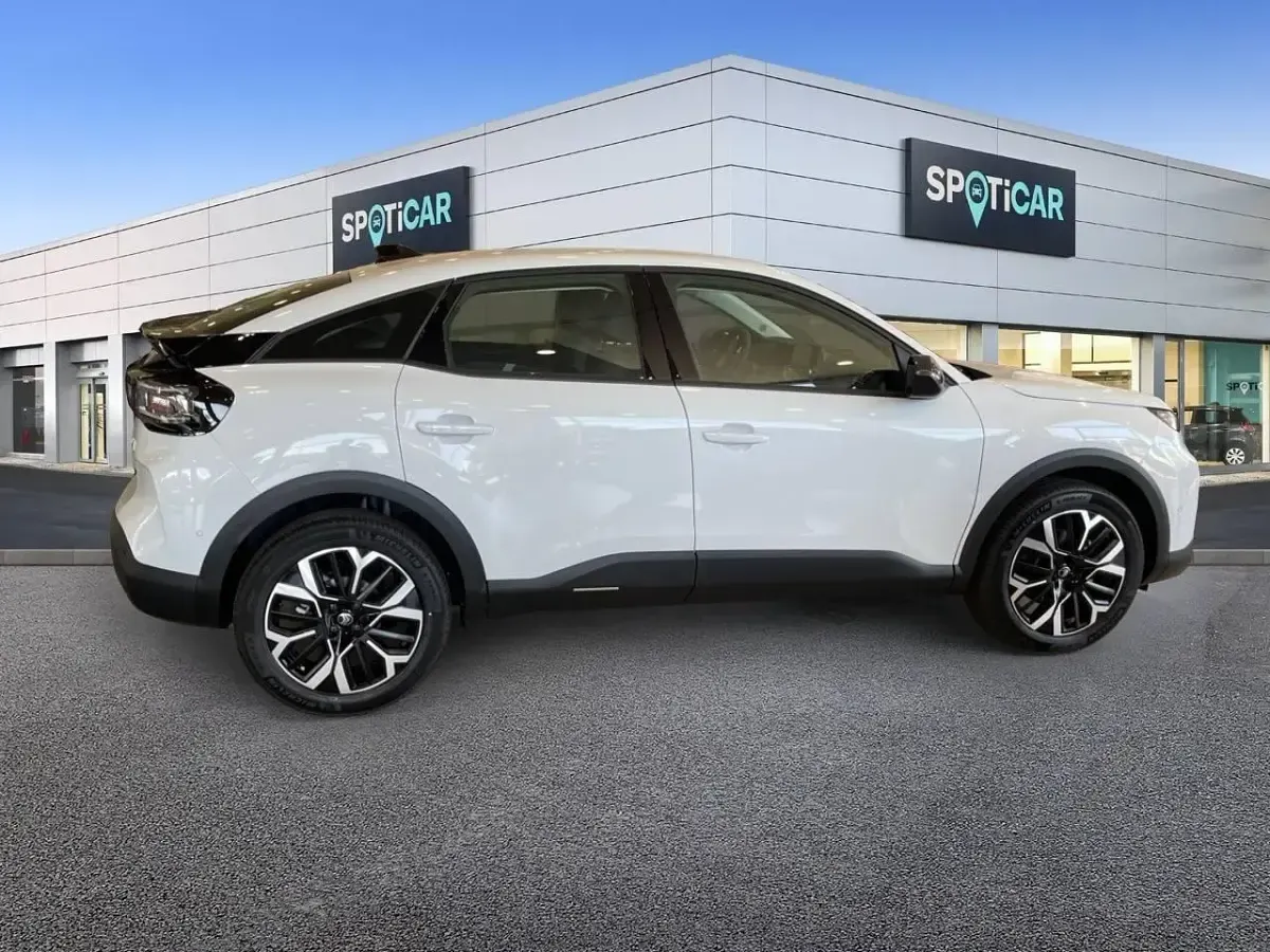 Nuevo Citroën C4 Business Class 136 CV (100 kW) 2026 Blanco SUV
