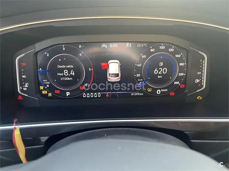 Usado VW Tiguan Allspace R-line 150 CV (110 kW) 2023 Gris / plata SUV