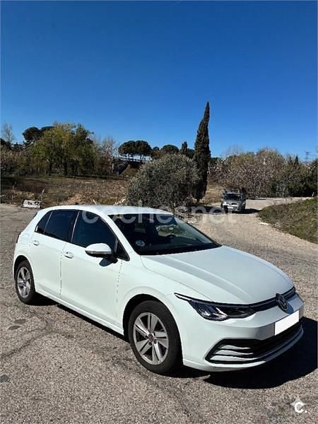 Używany VW Golf VII Style 150 KM (110 kW) 2021 Biały Hatchback