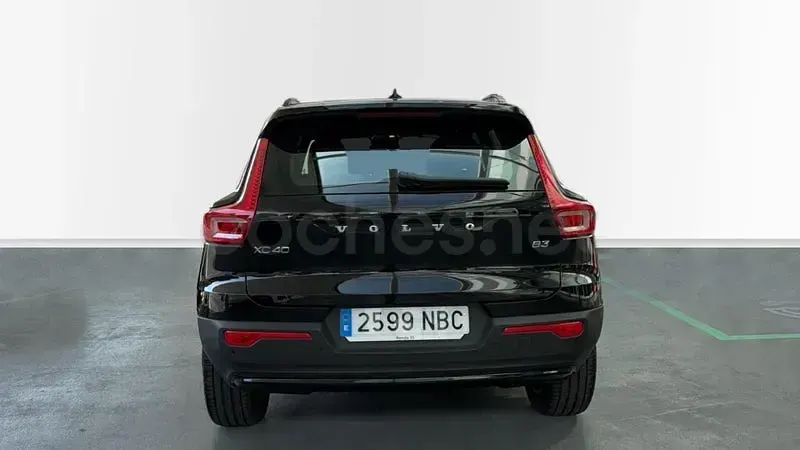 Usado Volvo XC40 Plus 163 CV (119 kW) 2025 Negro SUV