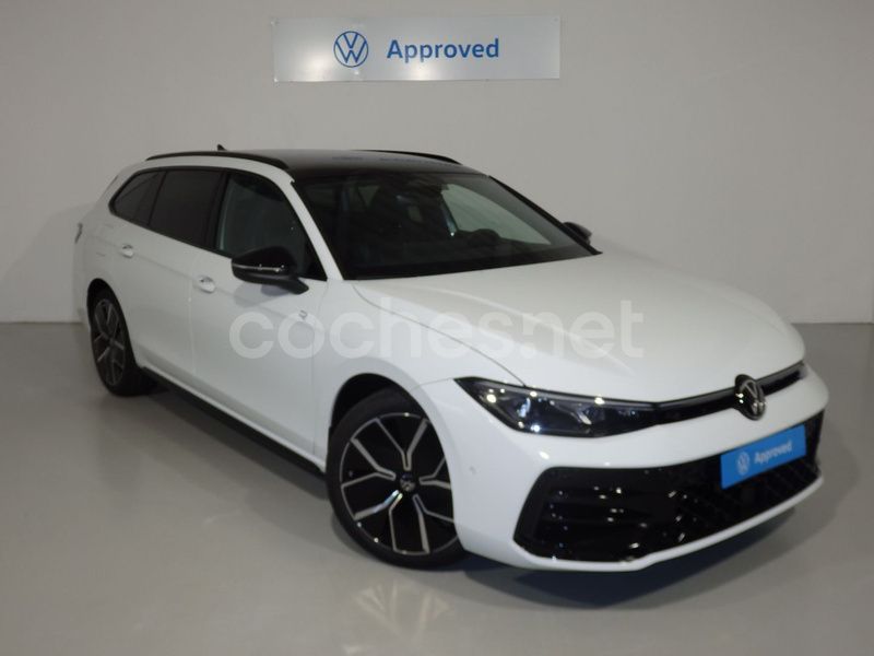 Blanco Nuevo 2024 VW Passat R-line Familiar | 48.500 € - Imagen 1/4