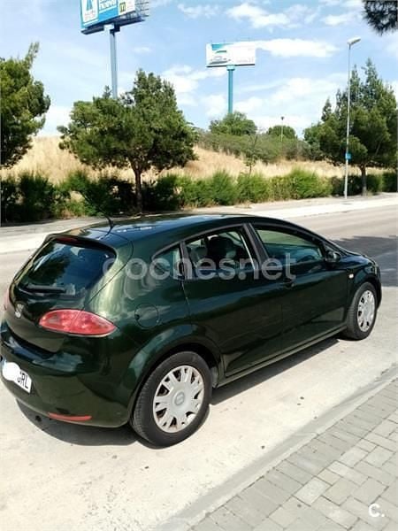 Verde Usado 2009 Seat Leon Style Berlina | 5900 € (Buen precio) - Imagen 1/4