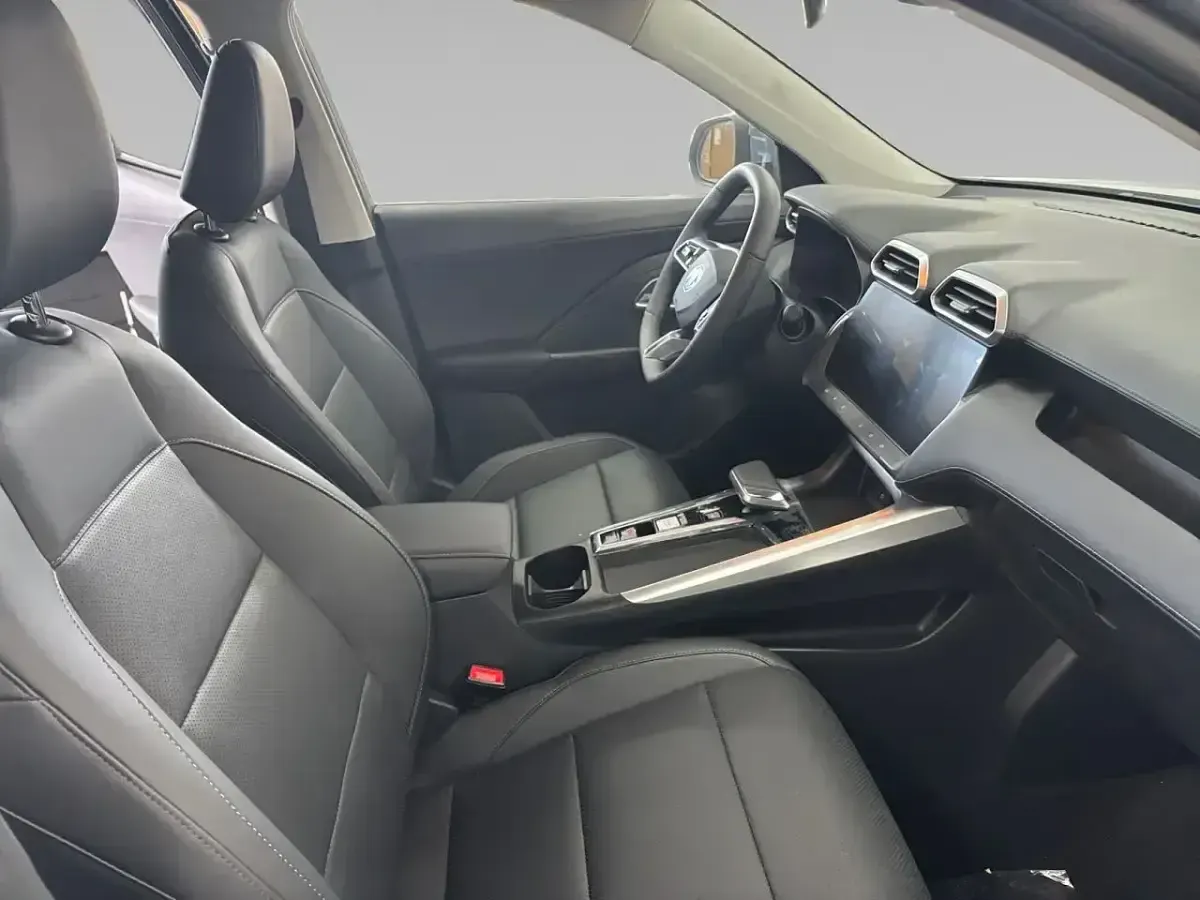 Nuevo MG ZS Luxury 197 CV (144 kW) 2025 Gris SUV