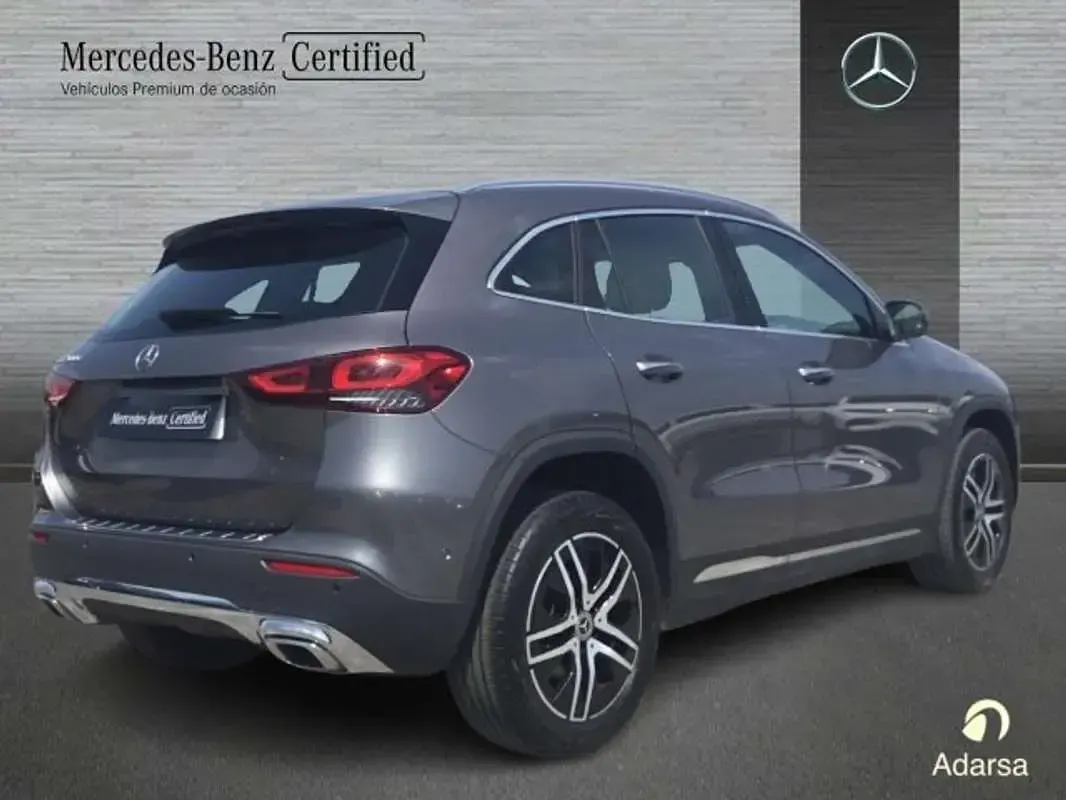 Usado Mercedes GLA200 Progressive 150 CV (110 kW) 2022 SUV