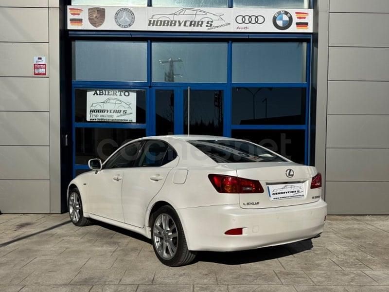 Usado Lexus IS220d Luxury Line 177 CV (130 kW) 2008 Blanco Berlina