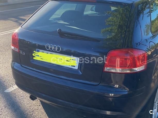 Usado Audi A3 Ambition 102 CV (75 kW) 2004 Azul Utilitario