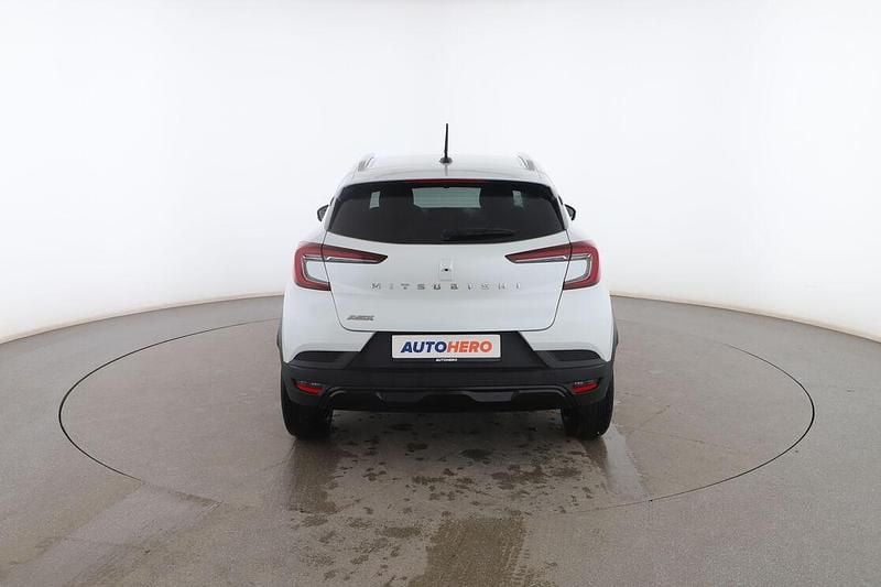 Usado Mitsubishi ASX Motion 140 CV (102 kW) 2024 Blanco SUV
