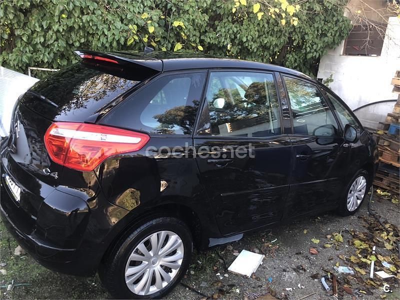 Usado Citroën Grand C4 Picasso Business Class 120 CV (88 kW) 2008 Negro Monovolumen