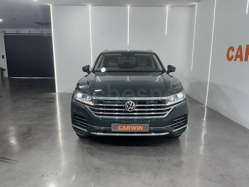 Usado VW Touareg 239 CV (175 kW) 2019 Gris / plata SUV